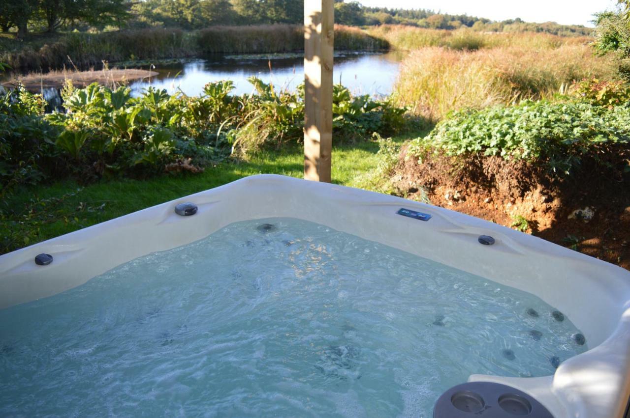 Rose Shepherds Hut Badlesmere Экстерьер фото